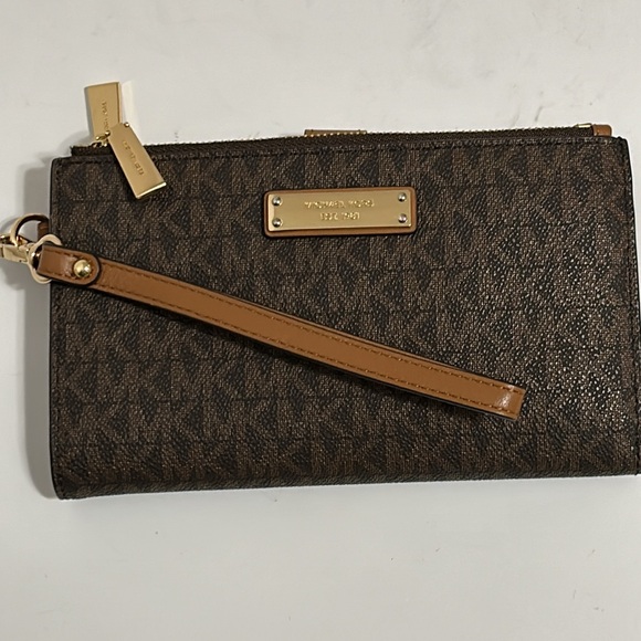 MICHAEL KORS  WALLET - Picture 1 of 10